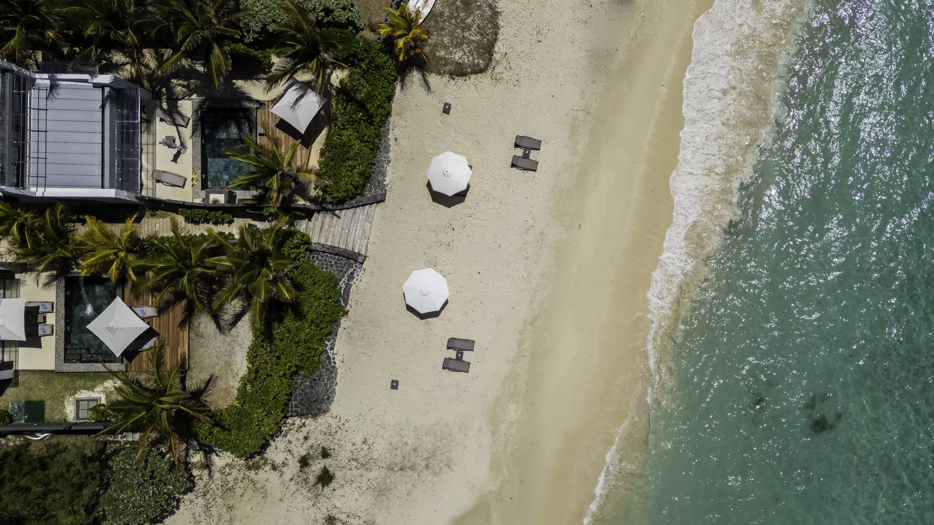 Aerial view of Stylia Villas beside the beach in Trou d’Eau Douce